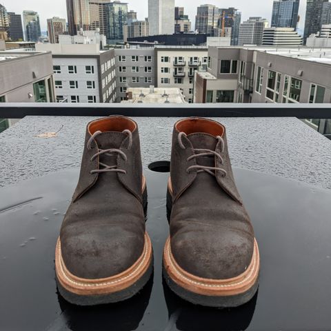 Grant Stone Chukka in C.F. Stead Earth Waxy Commander Suede