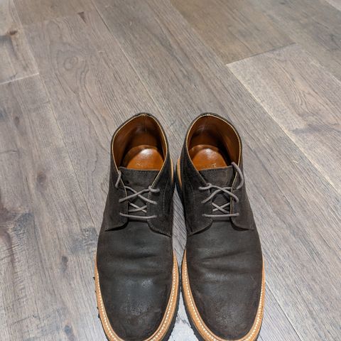 View photo of Grant Stone Chukka in C.F. Stead Earth Waxy Commander Suede