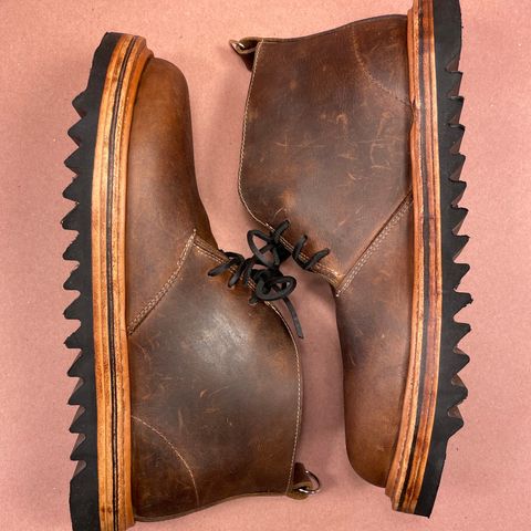View photo of Self-Made Chukka in S.B. Foot Saddle Voyager