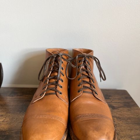 View photo of Viberg Service Boot BCT in Horween Bourbon Workshoe Butt