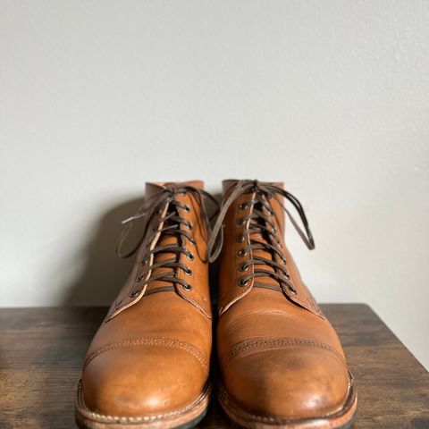 View photo of Viberg Service Boot BCT in Horween Bourbon Workshoe Butt