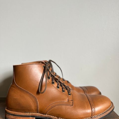 View photo of Viberg Service Boot BCT in Horween Bourbon Workshoe Butt