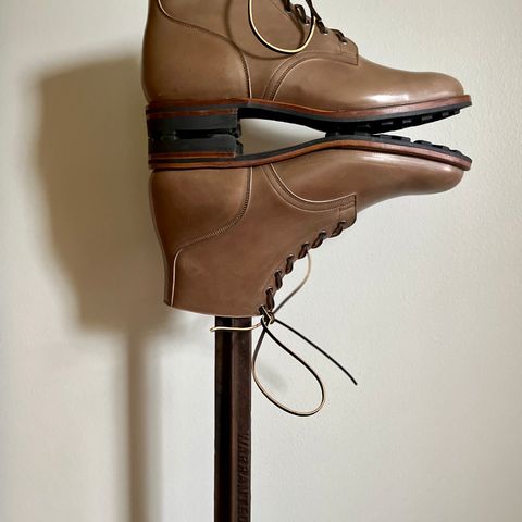Viberg Service Boot in Maryam Taupe TPR Horsebutt