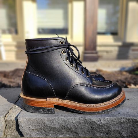 Tahura Dialum in Shinki Black Oiled Horsebutt