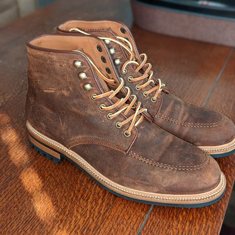 Parkhurst The Niagara in C.F. Stead Light Brown Waxy Commander Suede