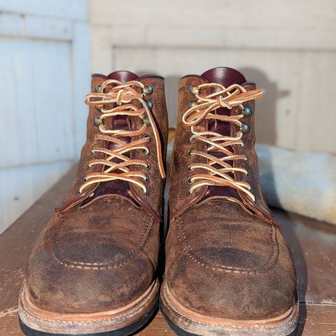 Parkhurst The Niagara in C.F. Stead Light Brown Waxy Commander Suede