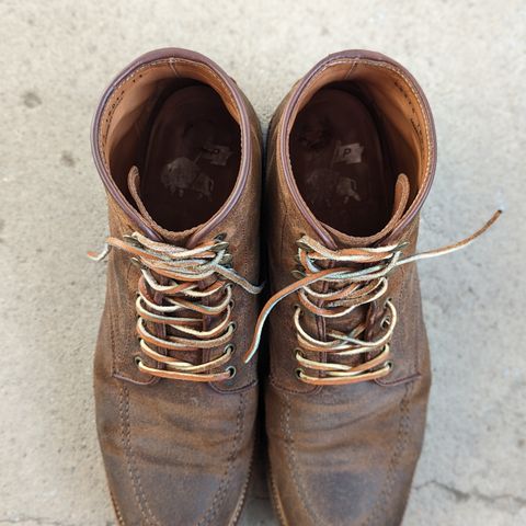 Parkhurst The Niagara in C.F. Stead Light Brown Waxy Commander Suede