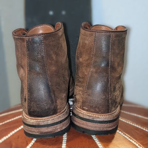 Parkhurst The Niagara in C.F. Stead Light Brown Waxy Commander Suede