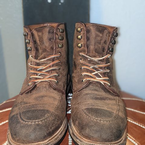 Parkhurst The Niagara in C.F. Stead Light Brown Waxy Commander Suede
