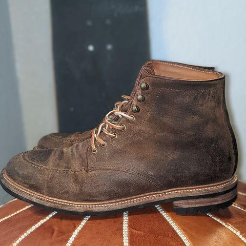 Parkhurst The Niagara in C.F. Stead Light Brown Waxy Commander Suede