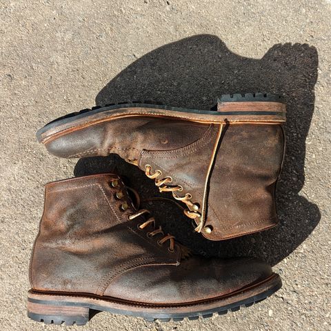 Parkhurst The Niagara in C.F. Stead Light Brown Waxy Commander Suede
