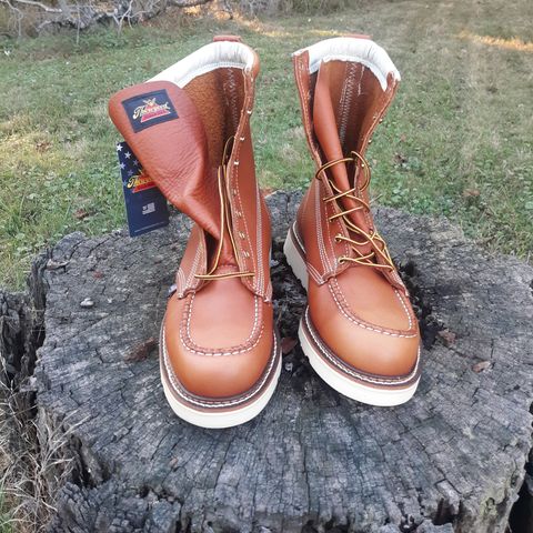 Thorogood 8" Moc Toe in Unknown Leather