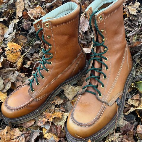 Thorogood 8" Moc Toe in Unknown Leather