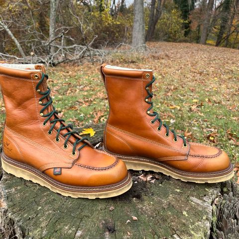 Thorogood 8" Moc Toe in Unknown Leather