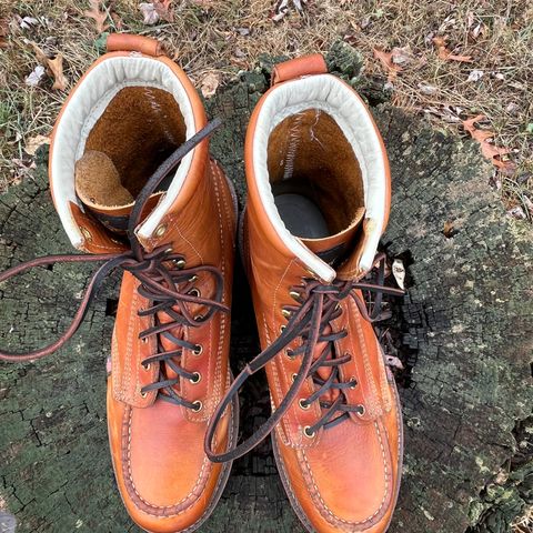 Thorogood 8" Moc Toe in Unknown Leather