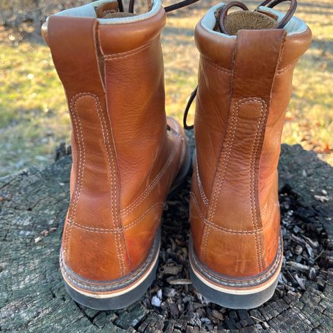 Thorogood 8" Moc Toe in Unknown Leather