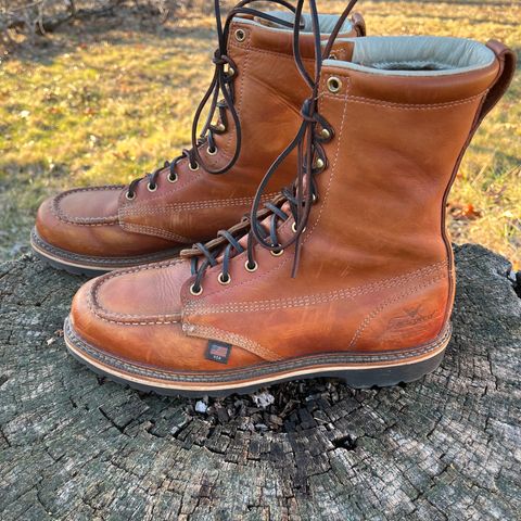 Thorogood 8" Moc Toe in Unknown Leather