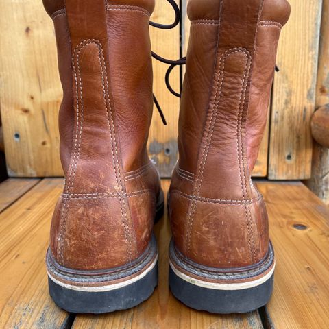 Thorogood 8" Moc Toe in Unknown Leather