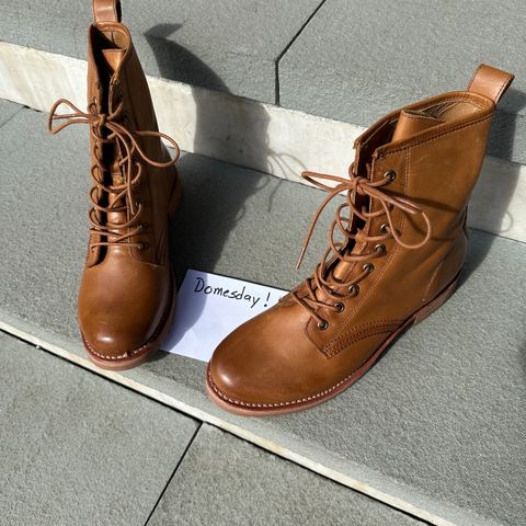 FRYE Veronica Flex Combat in Vintage Pull-up Leather