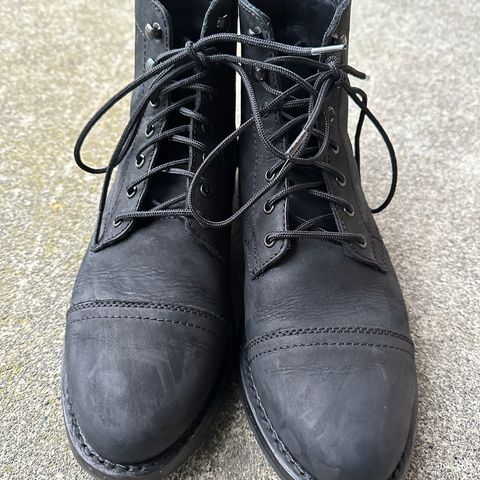 Thursday Captain in Black Matte Rugged & Resilient