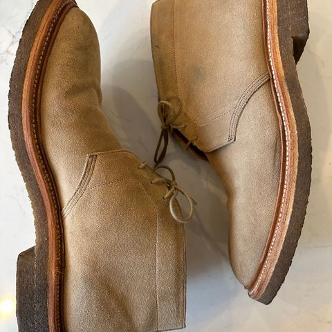 Grant Stone Chukka in C.F. Stead Tan Repello Calf Suede