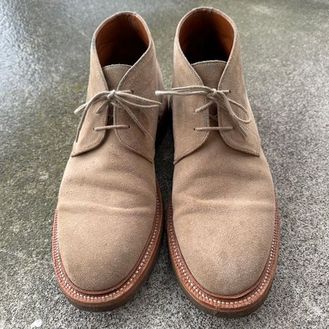 Grant Stone Chukka in C.F. Stead Tan Repello Calf Suede