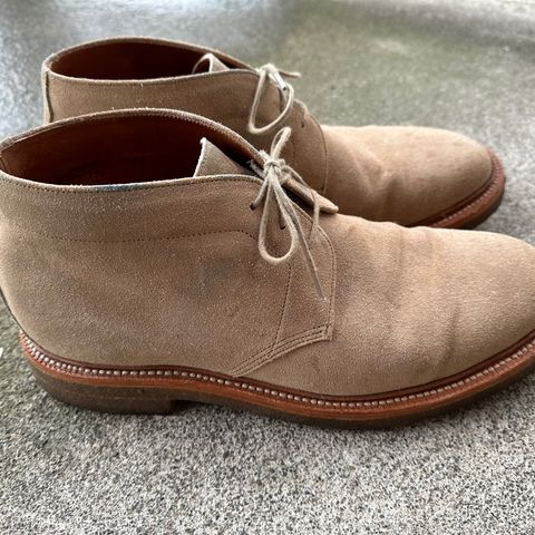 Grant Stone Chukka in C.F. Stead Tan Repello Calf Suede