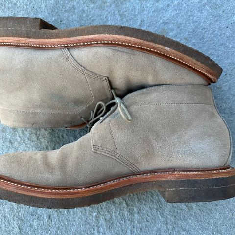 Grant Stone Chukka in C.F. Stead Tan Repello Calf Suede