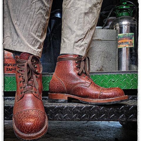 Prof Barnets Bulky Cap Toe Boots in Seidel Peanut Shrunken Bison