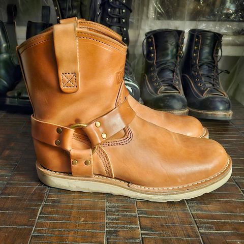 Search result thumbnail of Wesco X The Shop Vancouver Shorty Mo in Maryam Veg Tanned Natural Horsehide