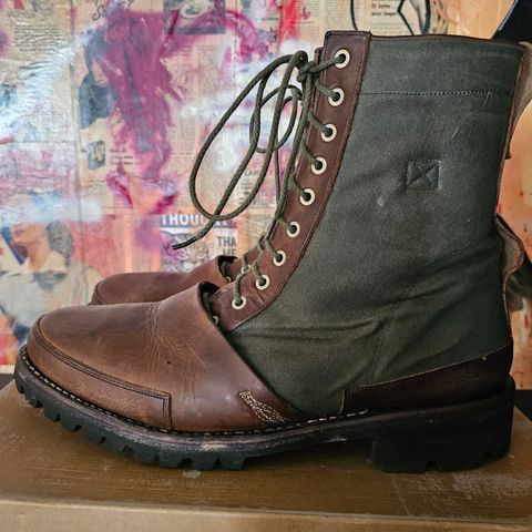 Search result thumbnail of Timberland Unlisted Model in Unknown Material