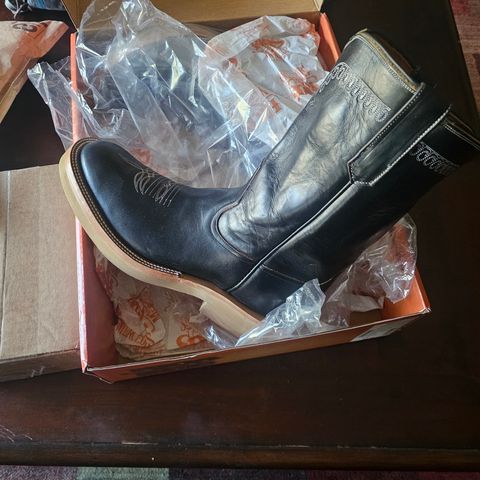 Rios of Mercedes x The Black Bear Brand The Wild West Roughrider in Horween Black Chromexcel Horsehide