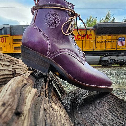 Frank's Square Toe in Maryam Amethyste TPR Horsebutt