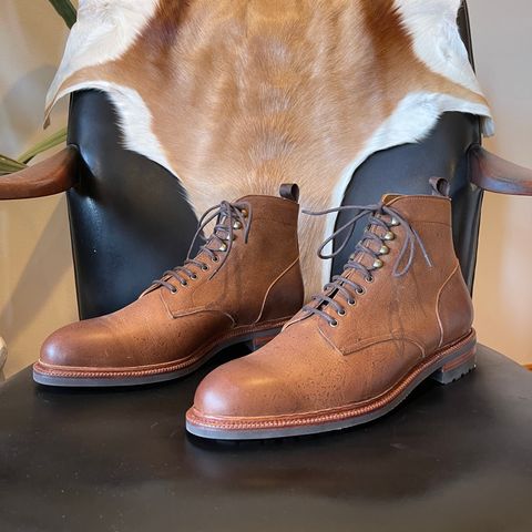 Meermin Service Boot in C.F. Stead Autumn Spice Waxed Kudu