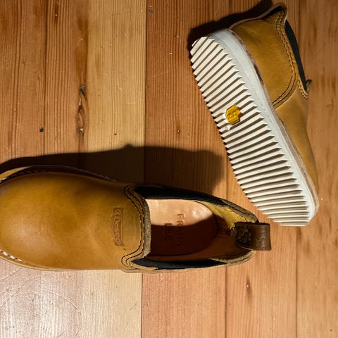 Wesco Romeo in Maryam “ banana” horsebutt, Law shrunken bison, buckskin lined