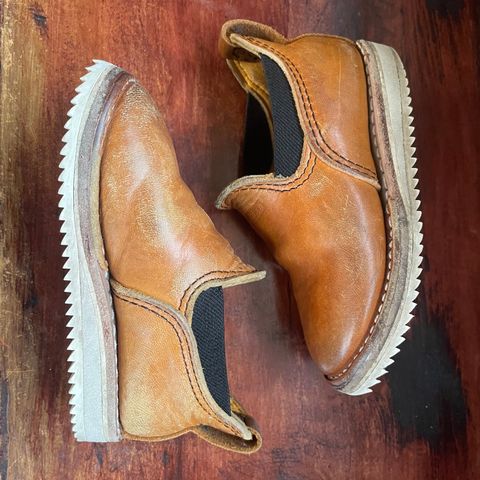Wesco Romeo in Maryam “ banana” horsebutt, Law shrunken bison, buckskin lined