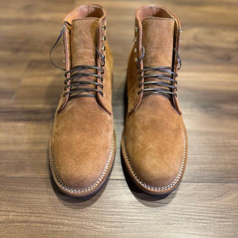 Viberg Service Boot in C.F. Stead Anise Kudu Reverse