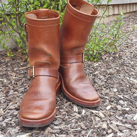 View photo of Benzein The Keeper 'Type 2' Engineer Boot in Shinki Brown Oiled Horsebutt