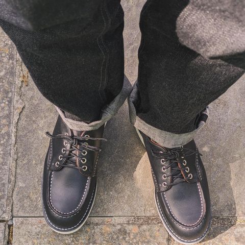 View photo of Red Wing 8090 Shop Moc Oxford in S.B. Foot Black Prairie