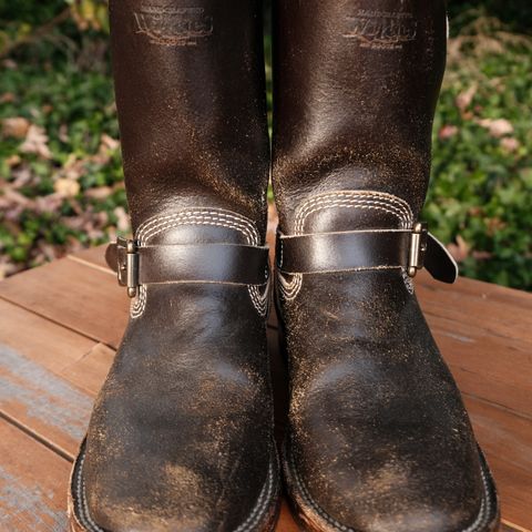 View photo of Willie's Handmade Boots Custom Model in Horween Dark Olive Waxed Flesh