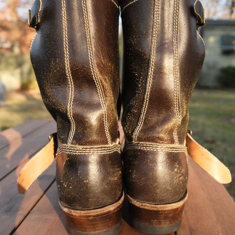 View photo of Willie's Handmade Boots Custom Model in Horween Dark Olive Waxed Flesh