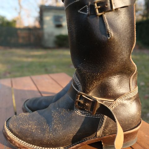 View photo of Willie's Handmade Boots Custom Model in Horween Dark Olive Waxed Flesh