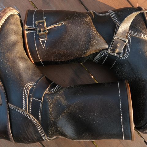 View photo of Willie's Handmade Boots Custom Model in Horween Dark Olive Waxed Flesh