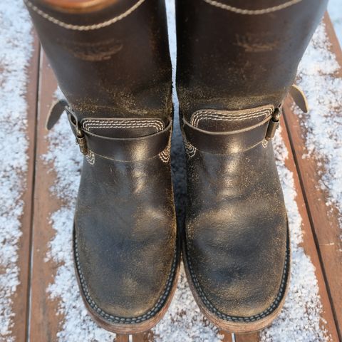 View photo of Willie's Handmade Boots Custom Model in Horween Dark Olive Waxed Flesh