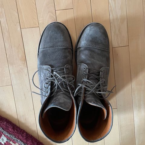 View photo of Viberg Service Boot BCT in C.F. Stead Thyme Janus Calf Suede