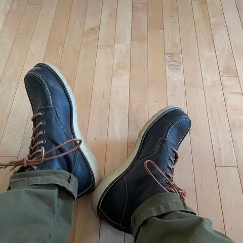 Search result thumbnail of Red Wing 6-Inch Classic Moc in S.B. Foot Black Prairie