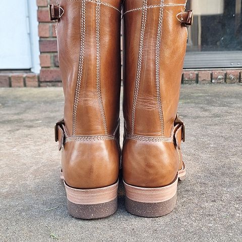Willie's Handmade Boots Engineer in Maryam Natural Horsebutt