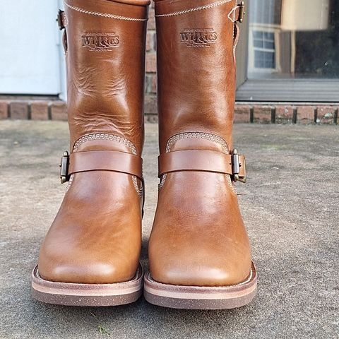Willie's Handmade Boots Engineer in Maryam Natural Horsebutt