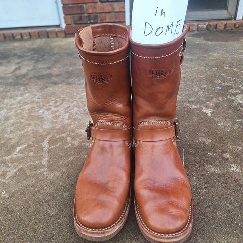 View photo of Willie's Handmade Boots Engineer in Maryam Natural Horsebutt