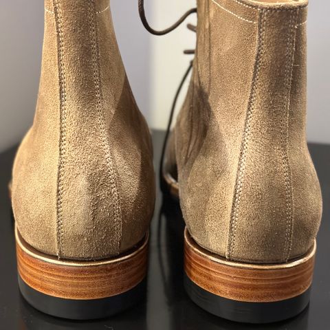 Onderhoud SPL02 in Horween Marine Field Roughout